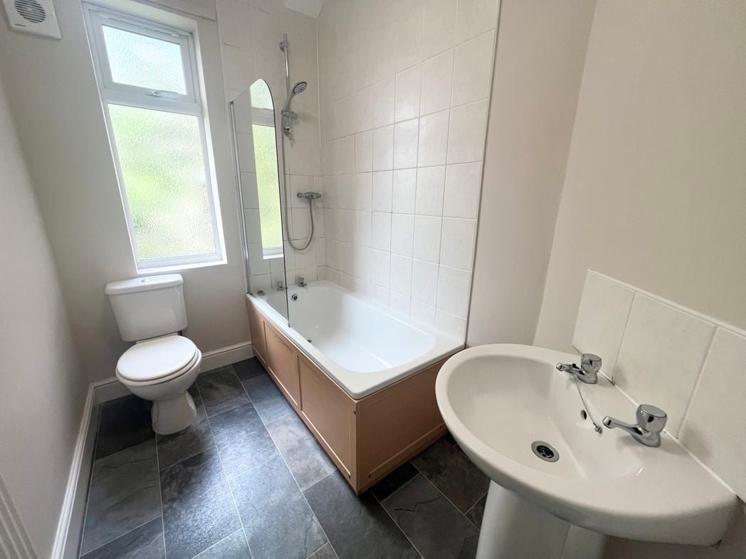 Property image 7 of 7