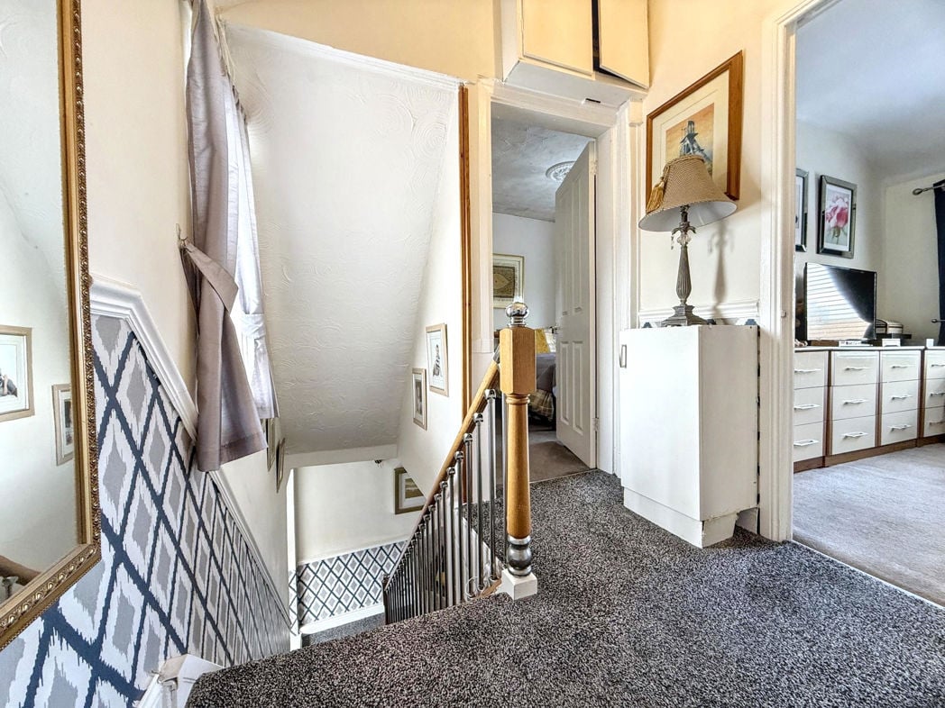 Property image 13 of 22