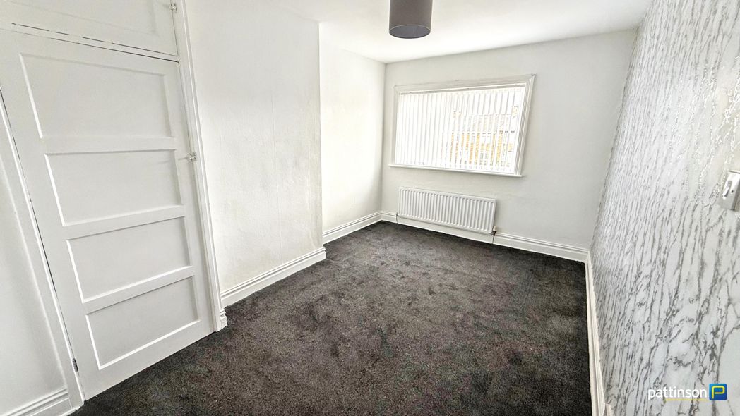Property image 11 of 19