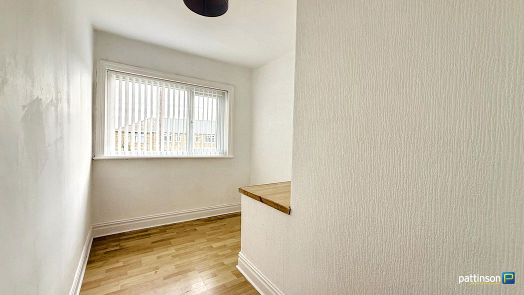 Property image 14 of 19