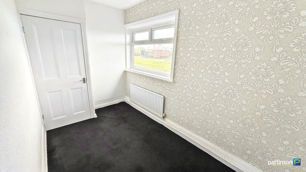 Property image 13 of 19
