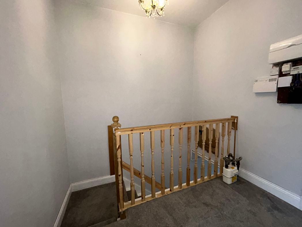 Property image 10 of 10
