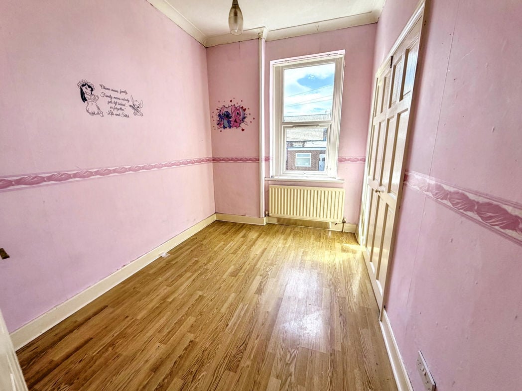 Property image 7 of 8