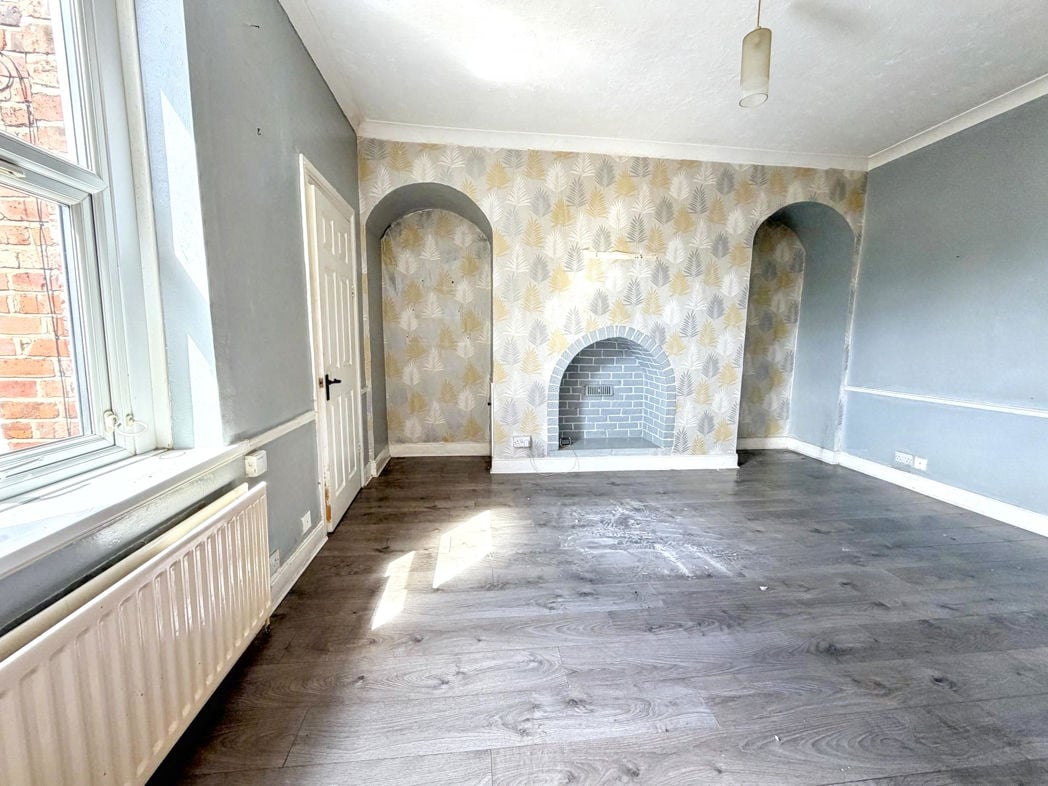 Property image 4 of 8