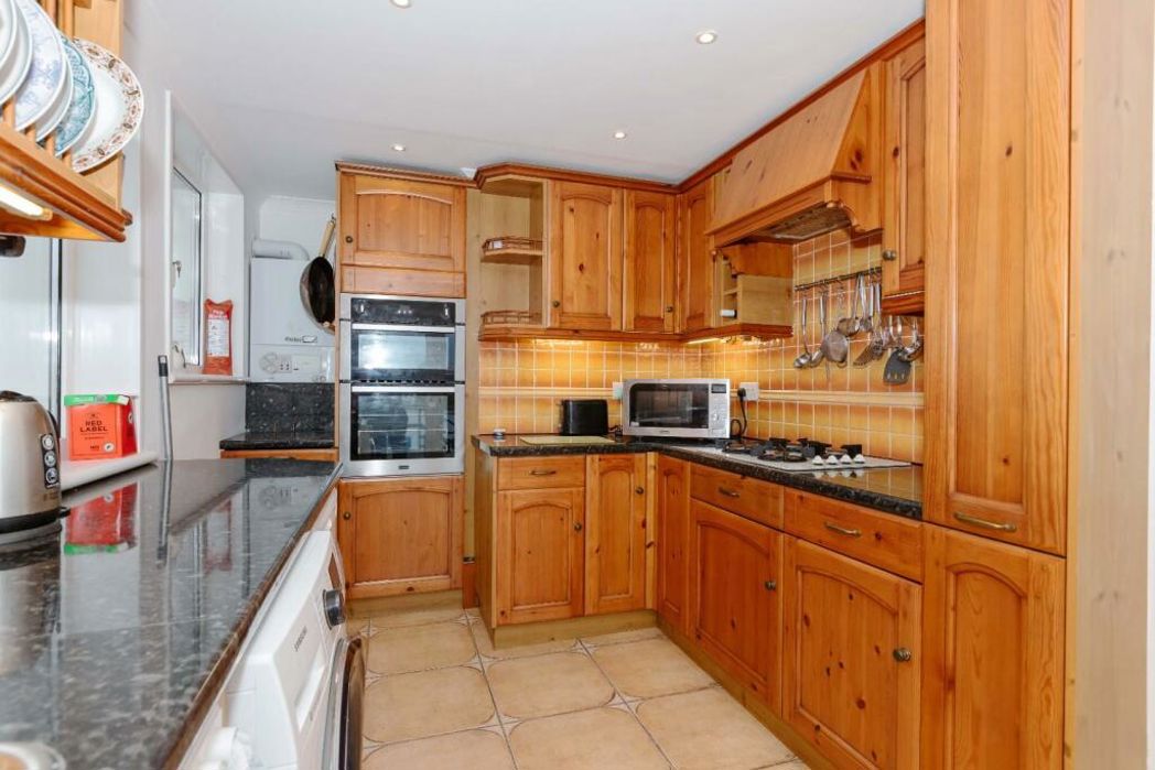 Property image 6 of 20