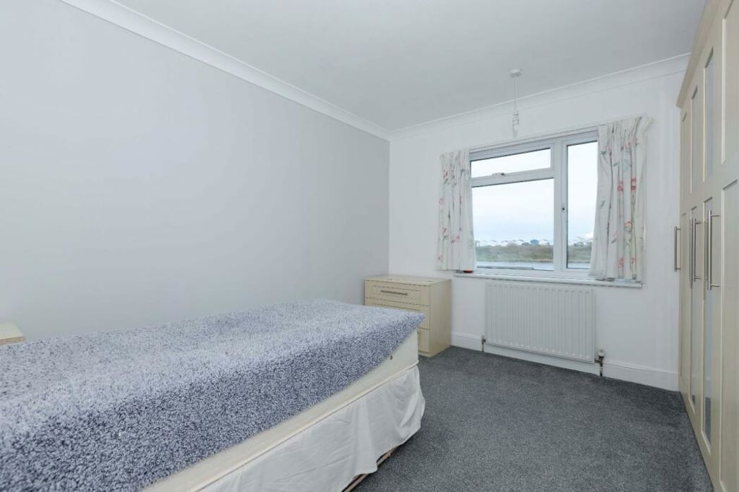 Property image 14 of 20