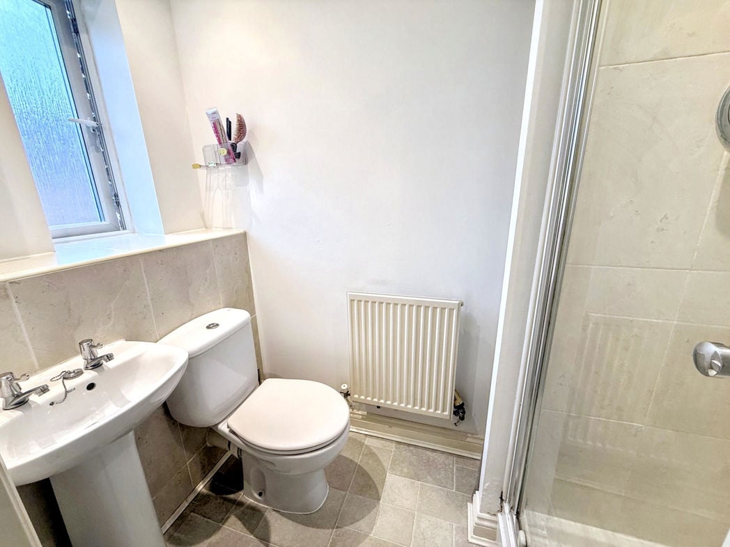 Property image 12 of 19