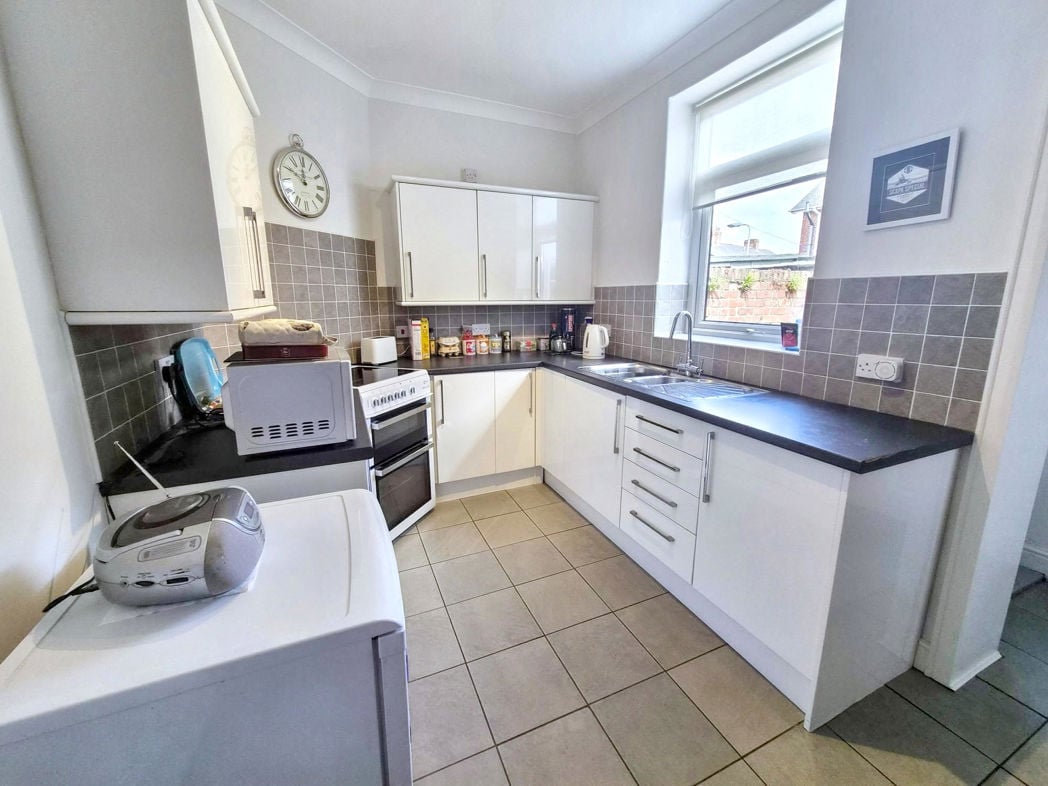 Property image 5 of 11