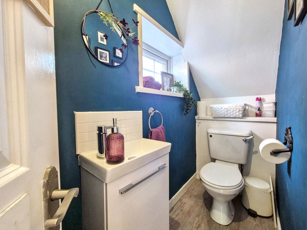 Property image 10 of 26