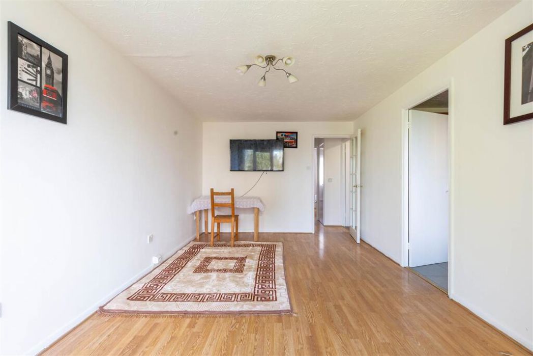 Property image 6 of 10
