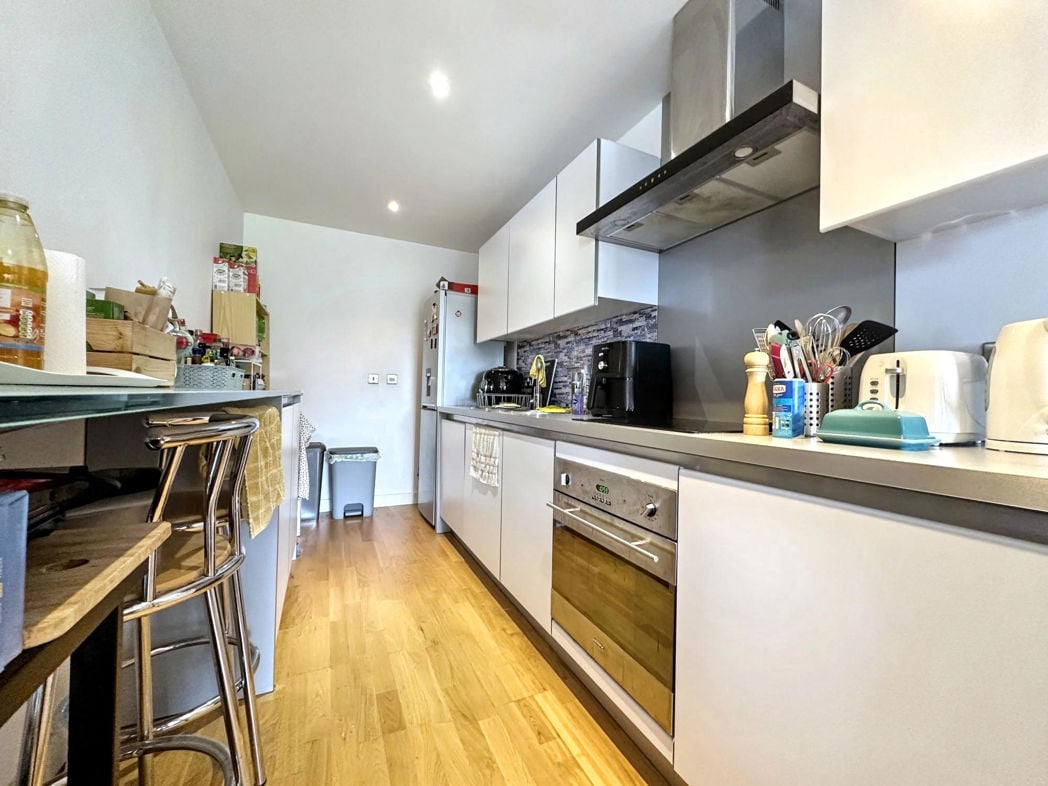 Property image 5 of 13