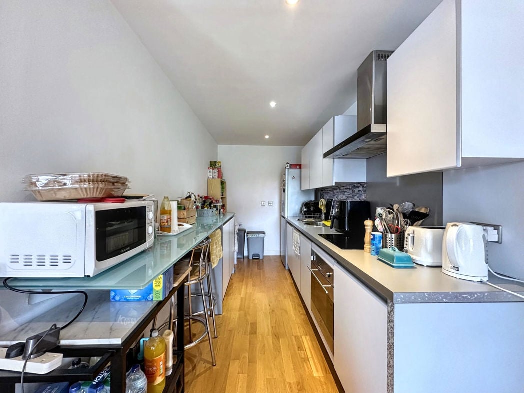 Property image 6 of 13