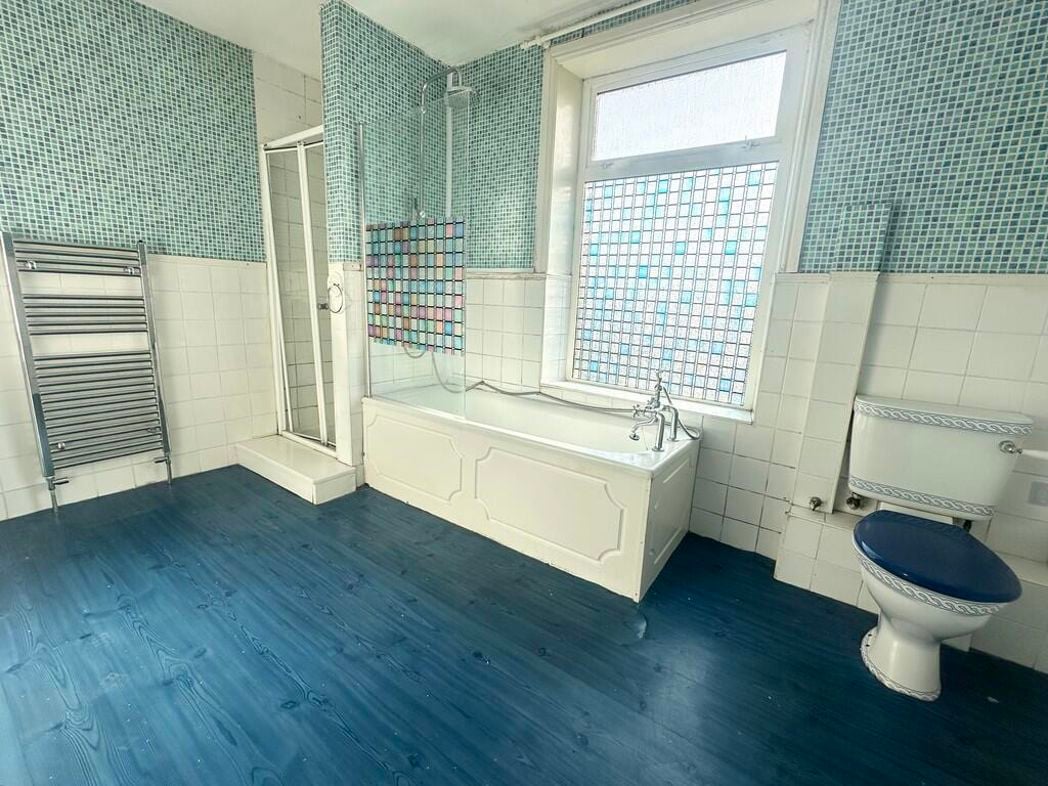 Property image 5 of 26