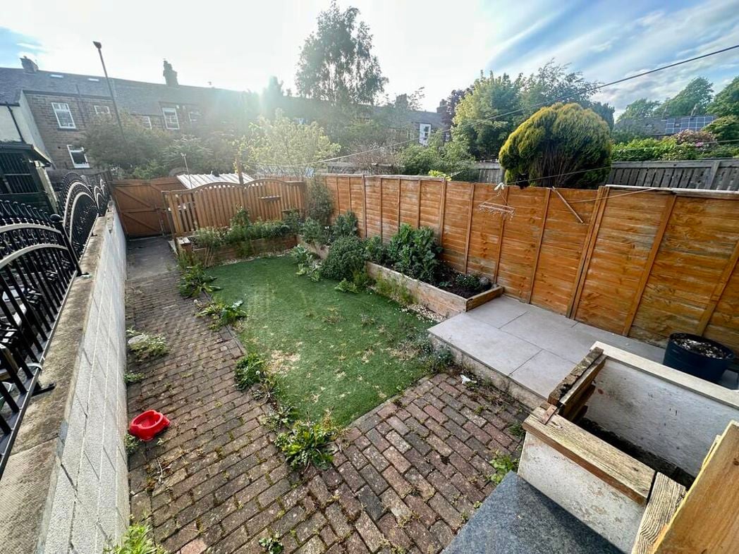 Property image 8 of 26