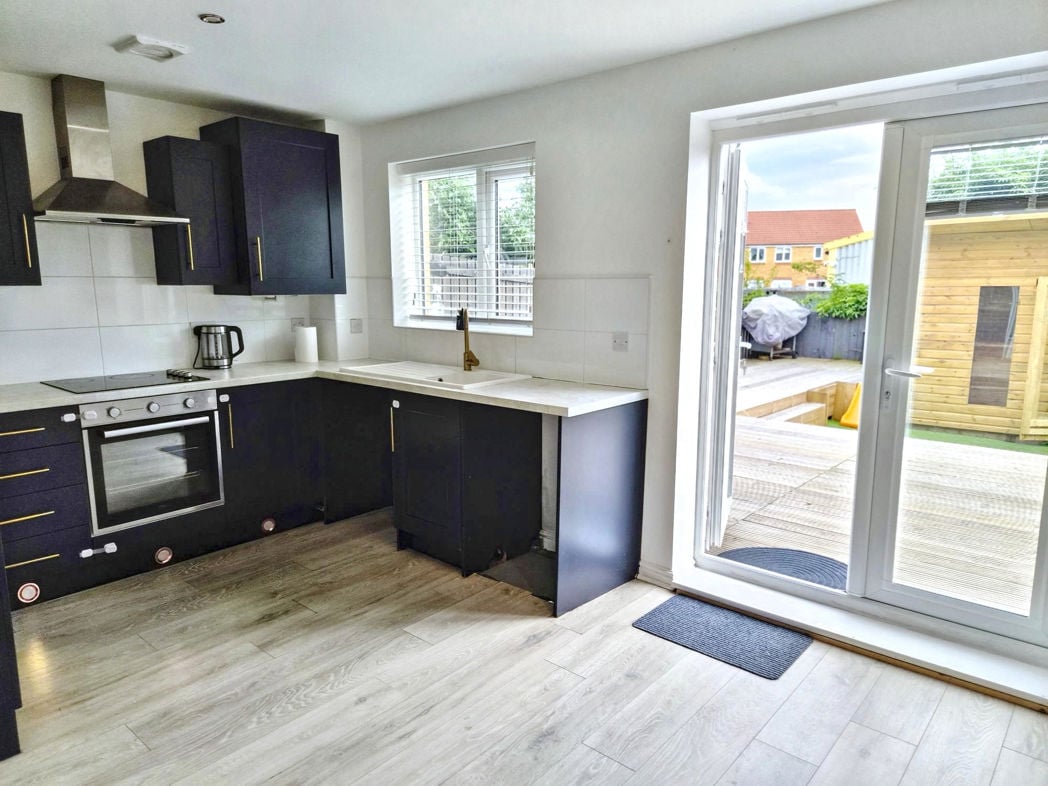 Property image 6 of 21