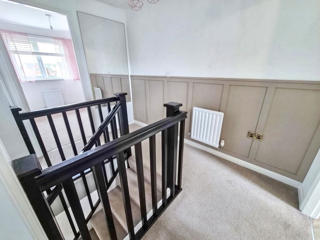 Property image 10 of 21