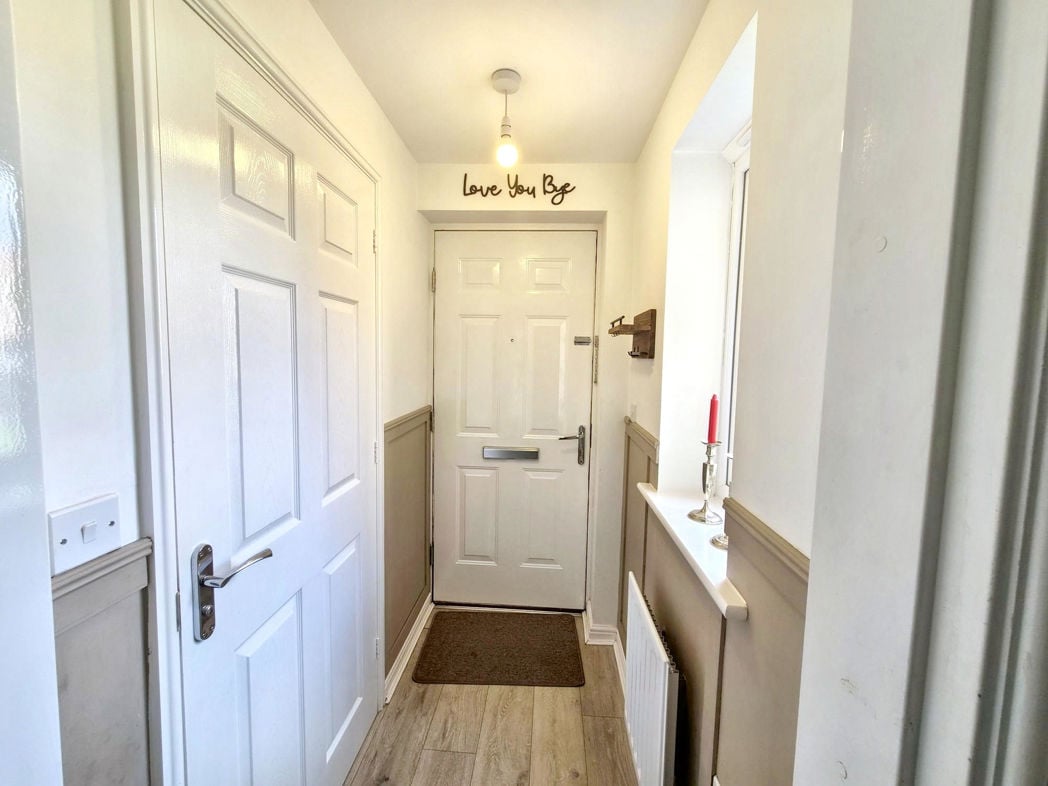 Property image 2 of 21
