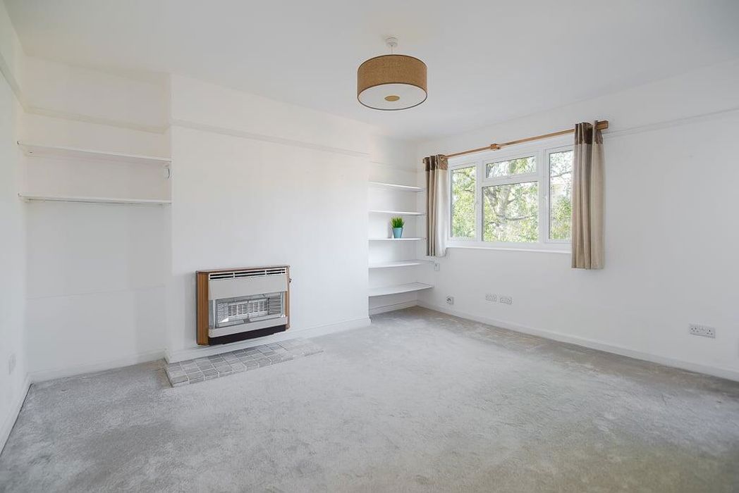 Property image 1 of 8