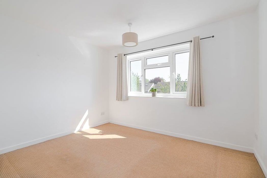 Property image 2 of 8