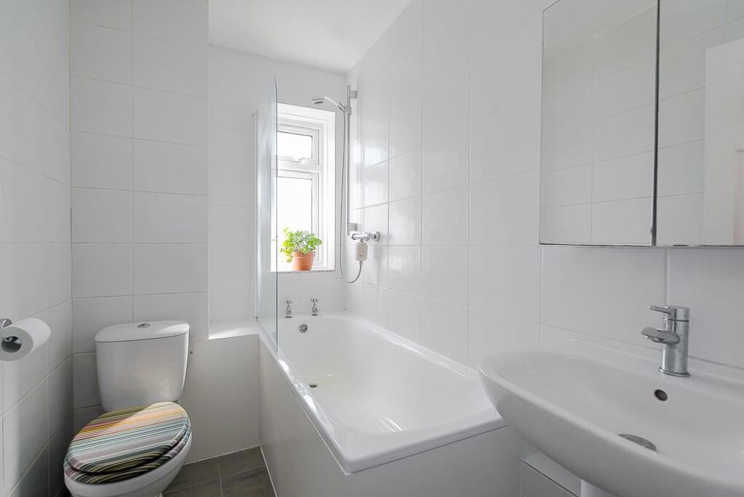 Property image 4 of 8