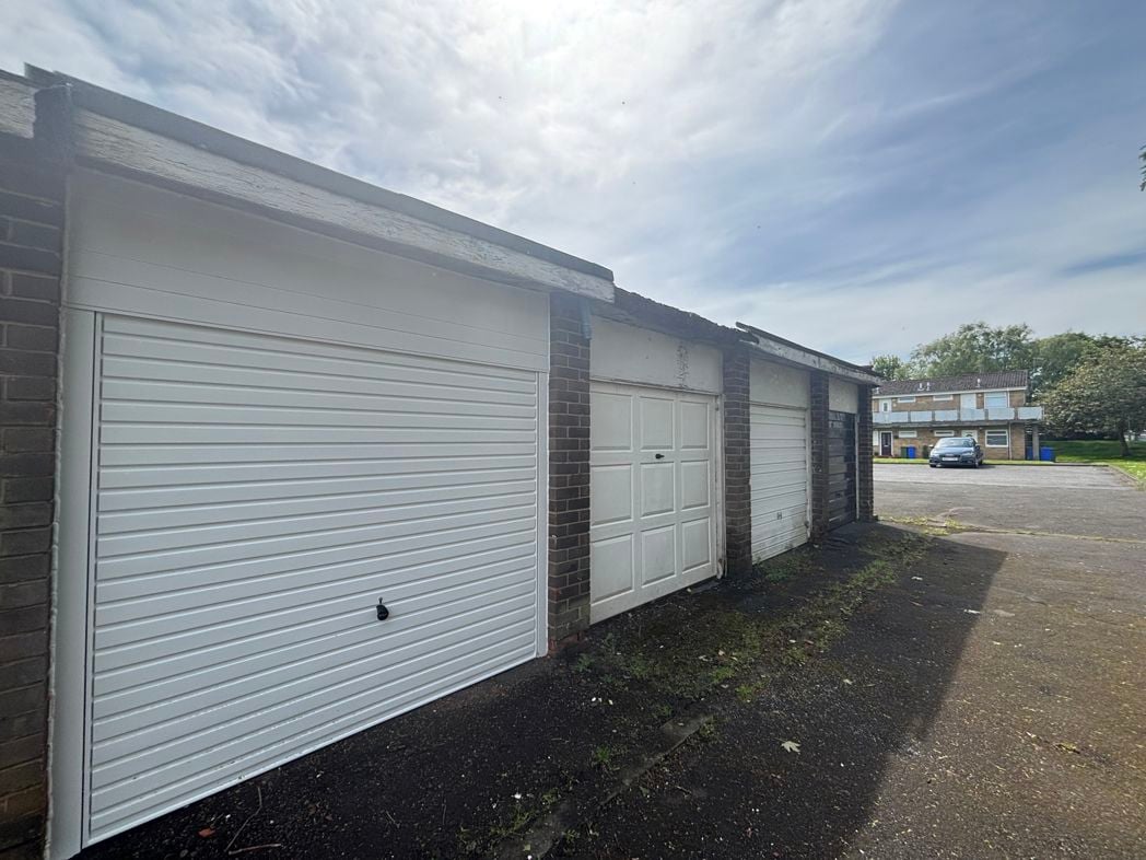 Property image 11 of 11