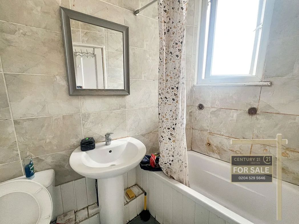Property image 2 of 4