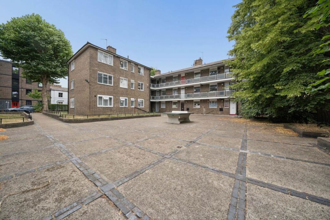 Property image 5 of 9