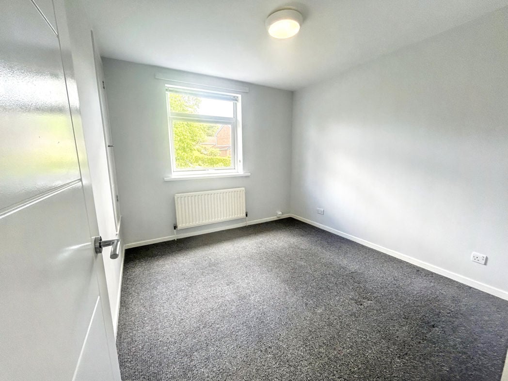 Property image 4 of 8