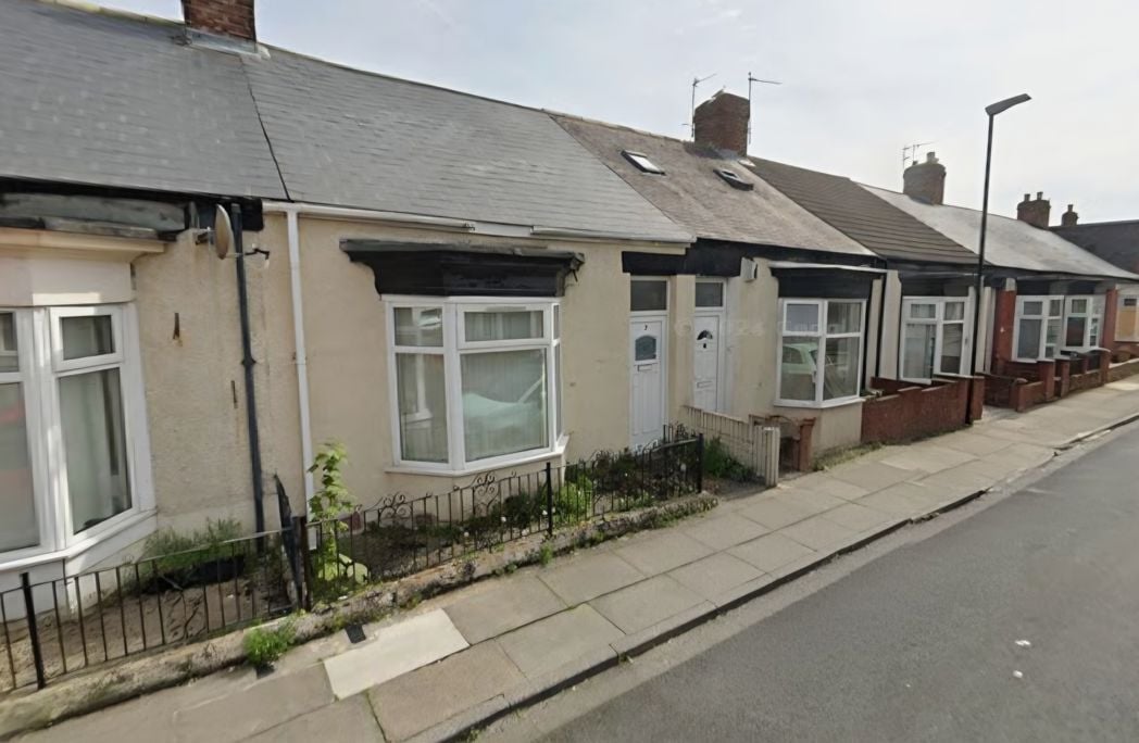 Property image 1 of 2