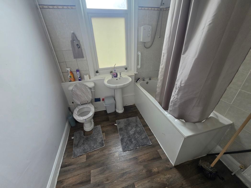 Property image 8 of 10