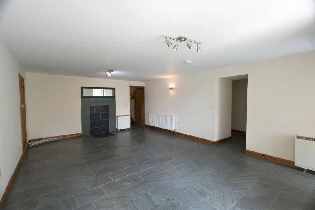 Property image 9 of 31