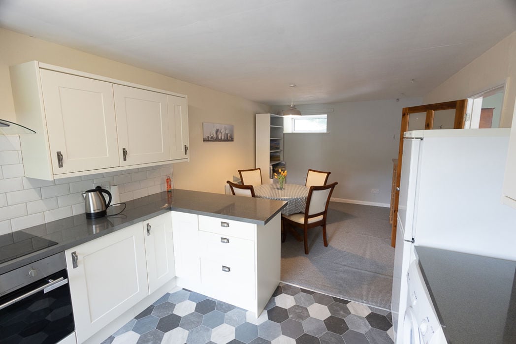 Property image 25 of 31