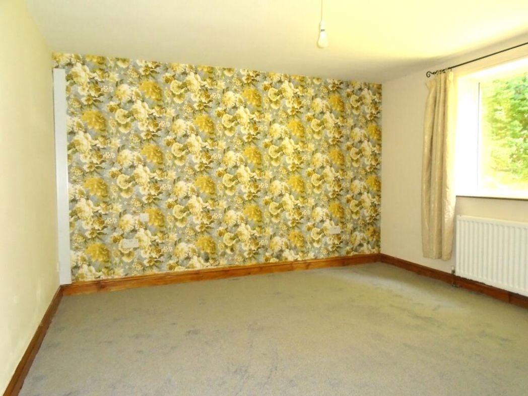 Property image 8 of 13