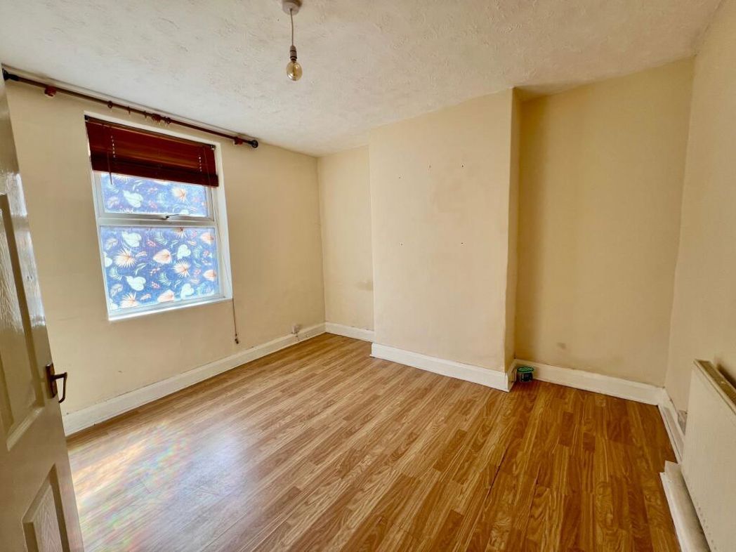 Property image 2 of 15