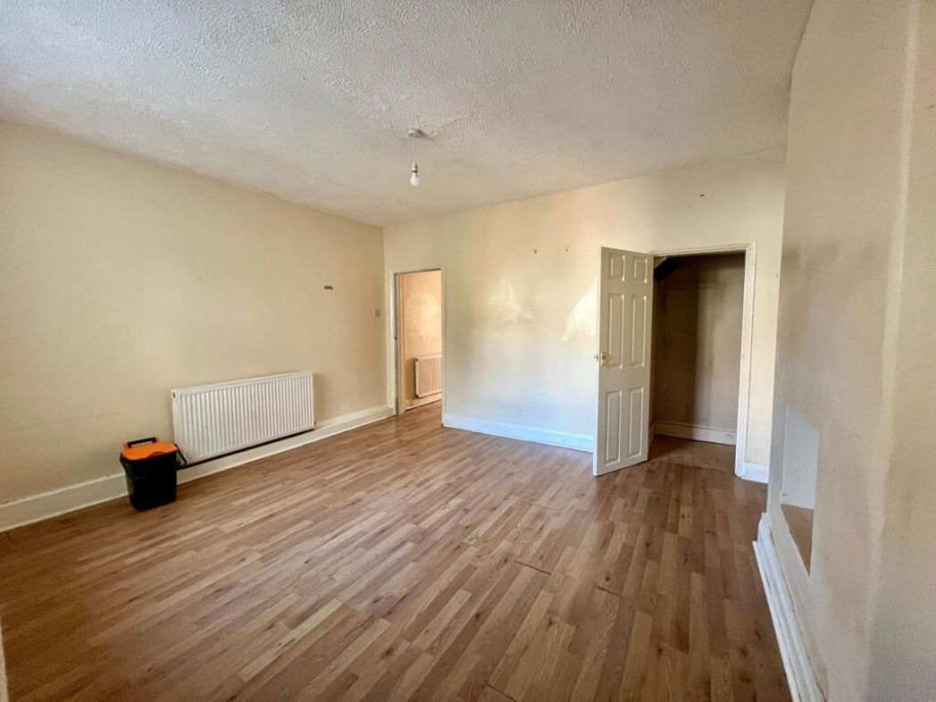 Property image 6 of 15