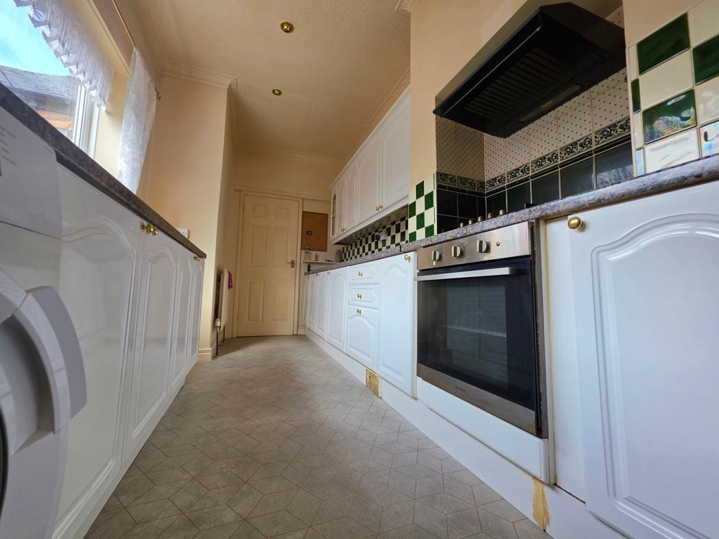 Property image 5 of 15