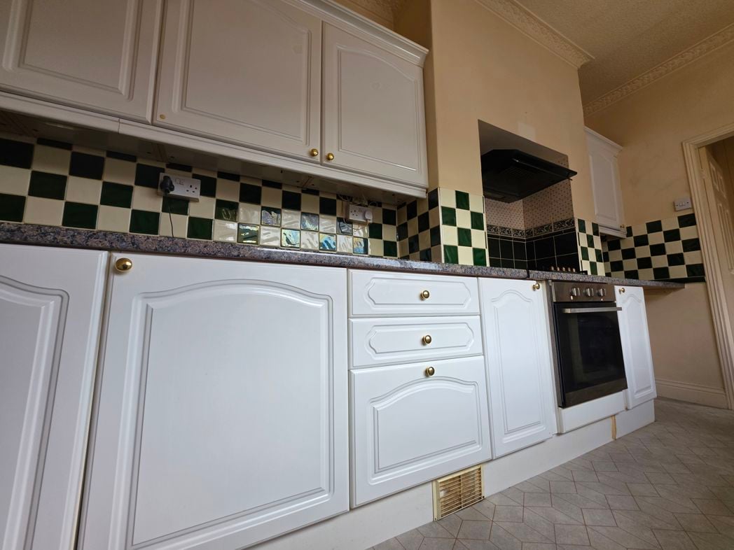 Property image 7 of 15