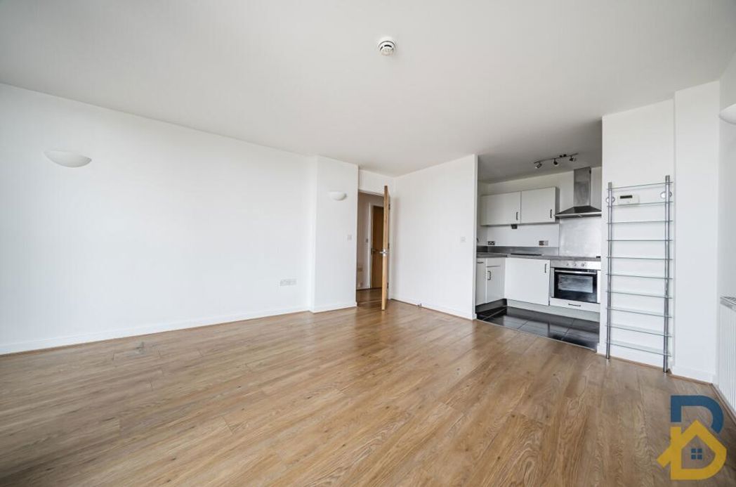 Property image 3 of 11