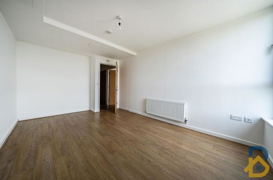 Property image 6 of 11
