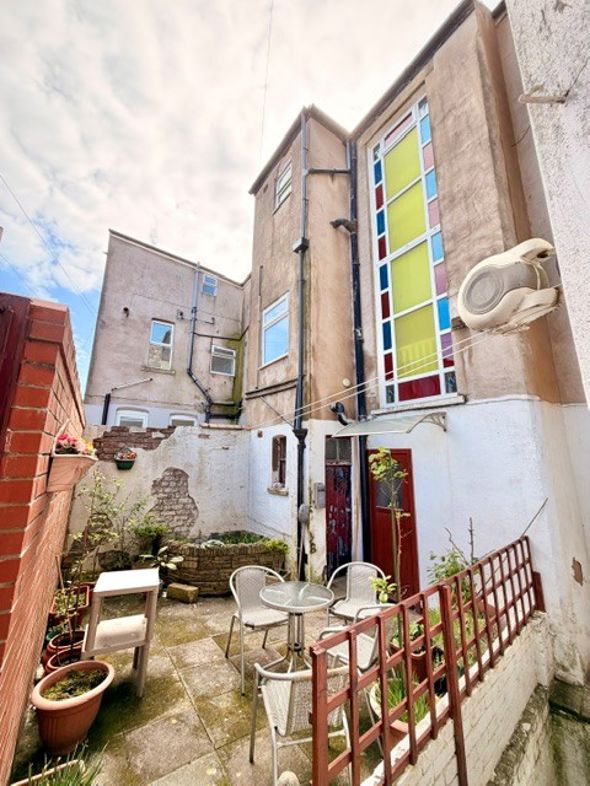 Property image 34 of 35