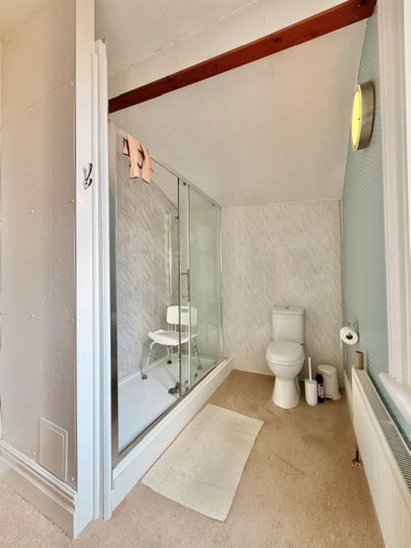 Property image 12 of 35