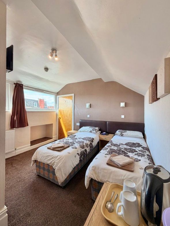 Property image 18 of 35