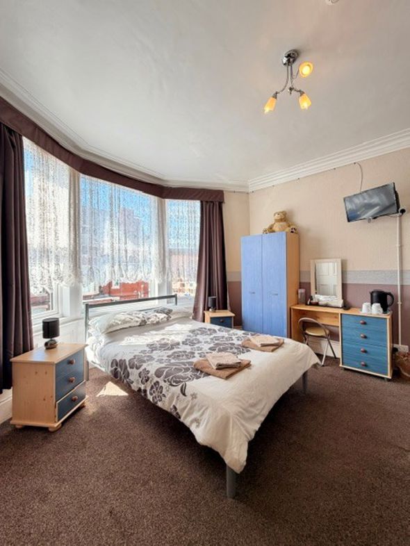 Property image 29 of 35