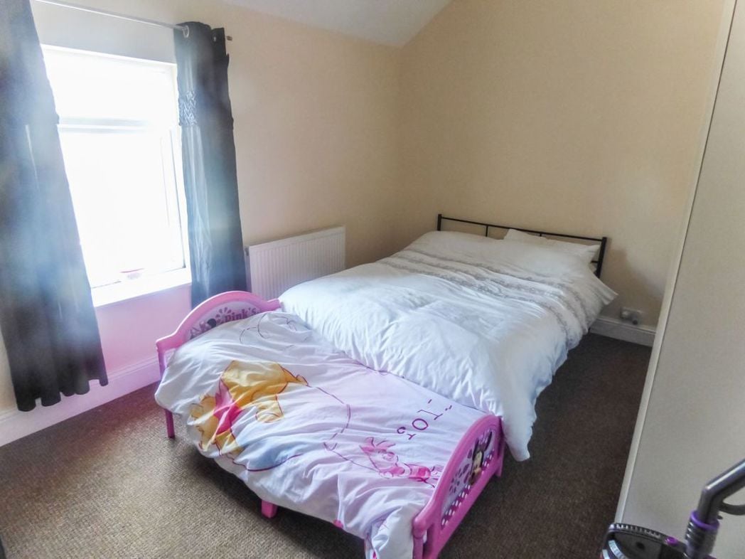 Property image 6 of 7