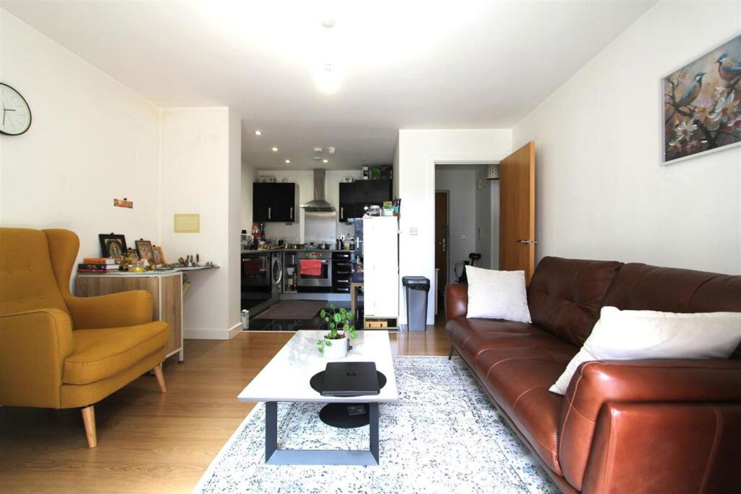 Property image 6 of 15