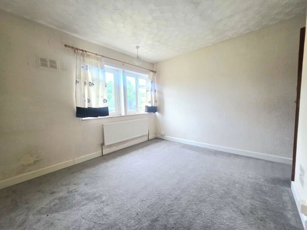 Property image 5 of 9