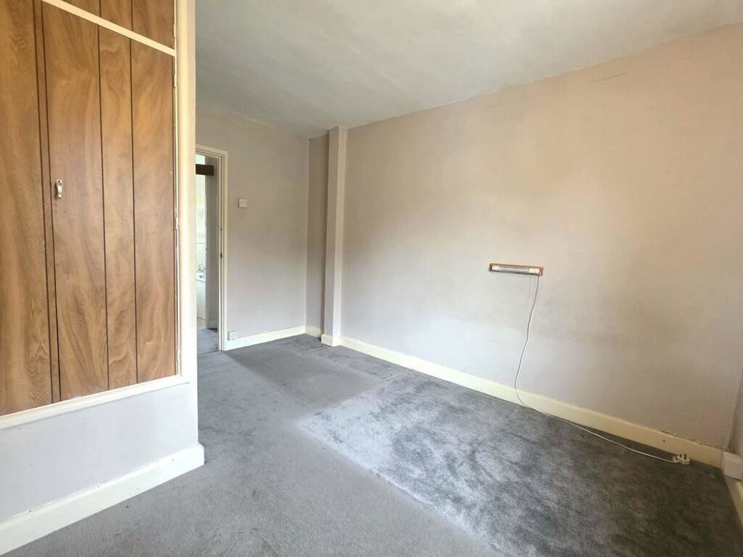 Property image 7 of 9