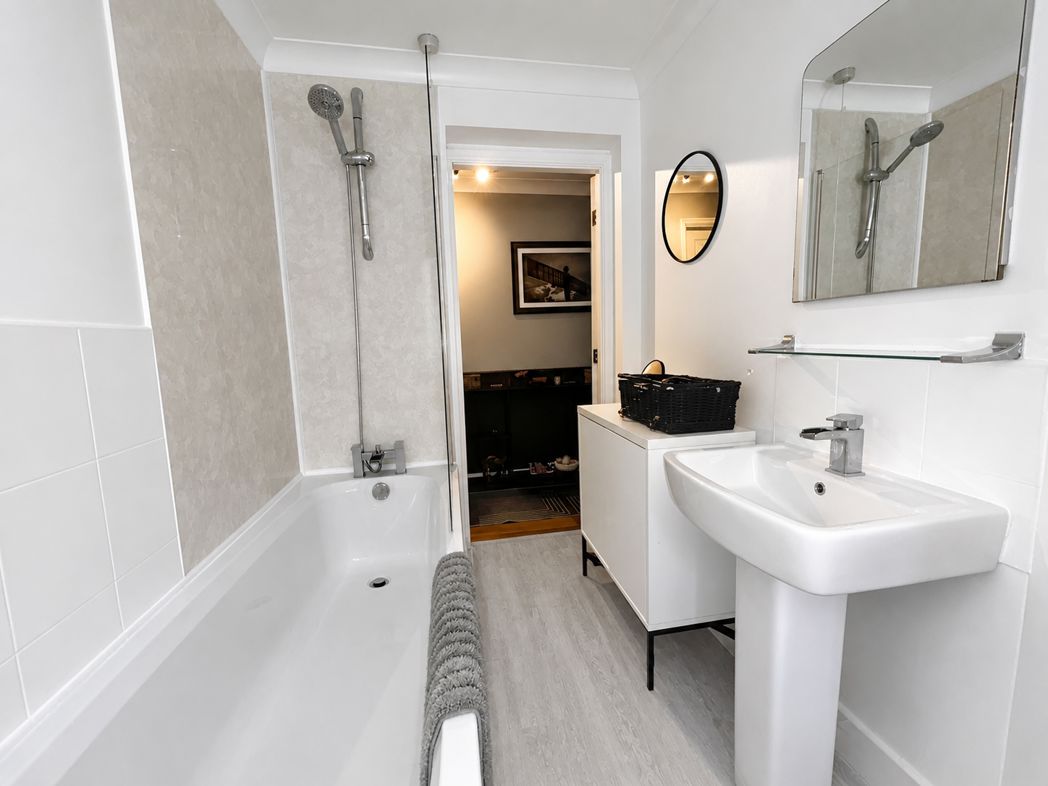 Property image 3 of 10