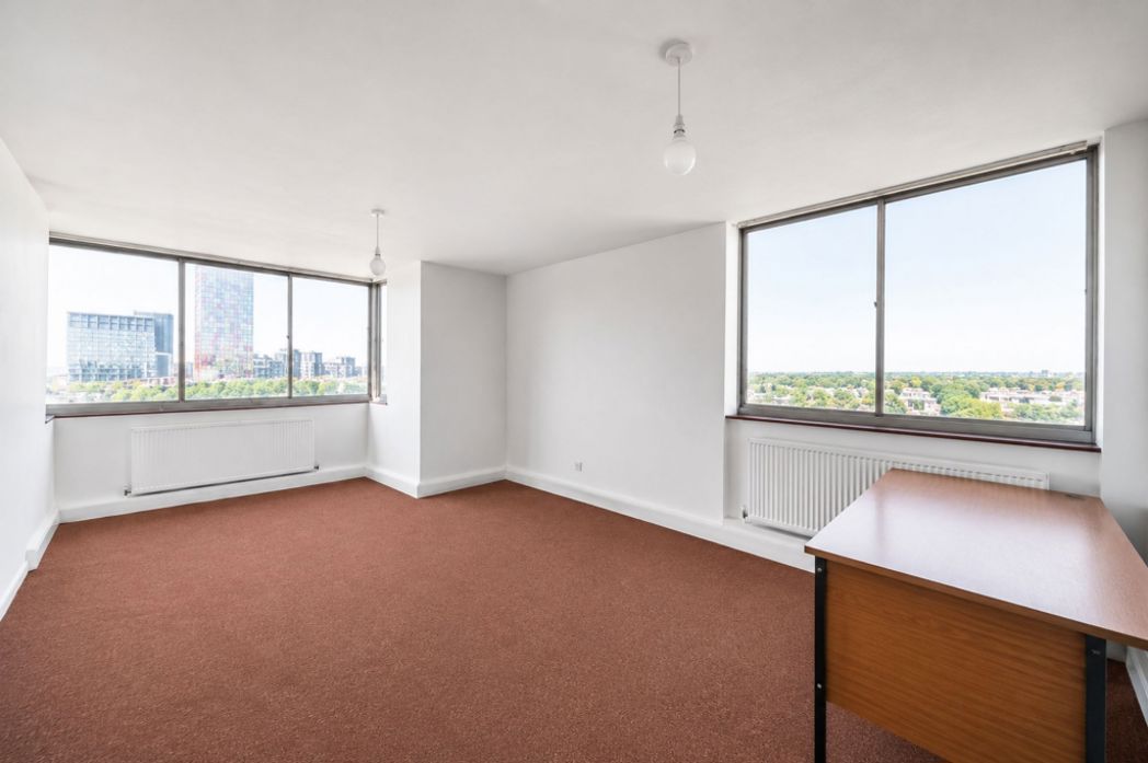 Property image 3 of 11