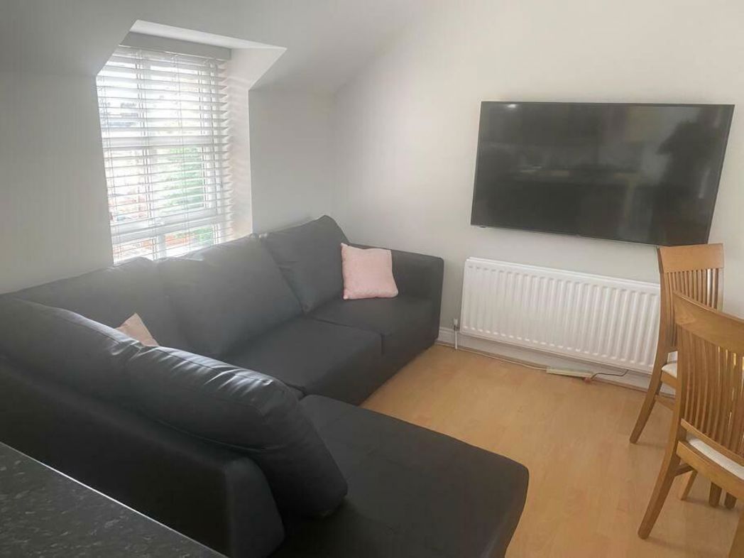 Property image 2 of 6
